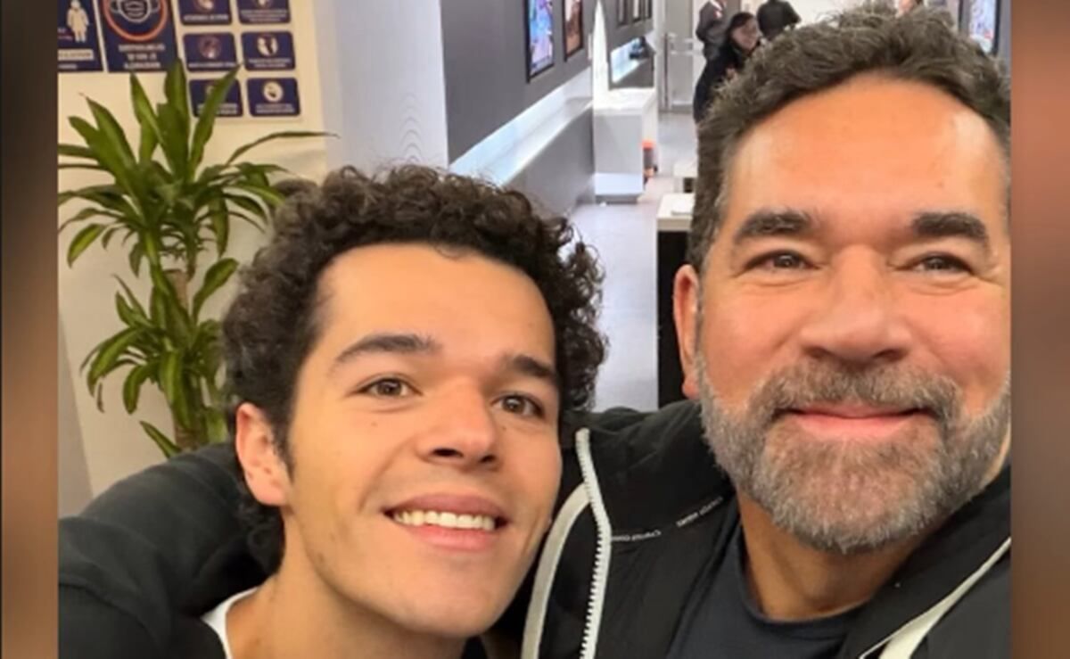 Eduardo-Santamarina-y-su-hijo-Eduardo-Zucchi-se-encuentran-en-Televisa-antes-del-debut-del-joven-en-El-Renacer-de-Luna