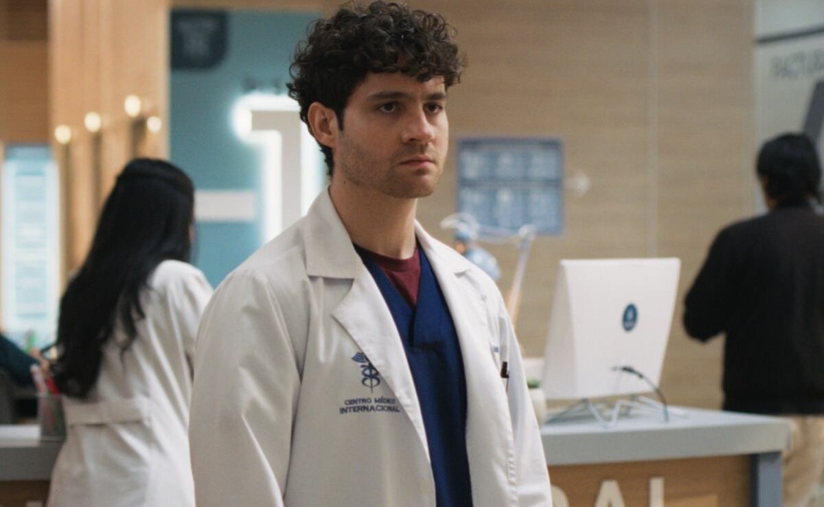 Martin-Saracho-se-suma-al-drama-medico-DOC-en-la-segunda-parte-que-llego-a-Netflix