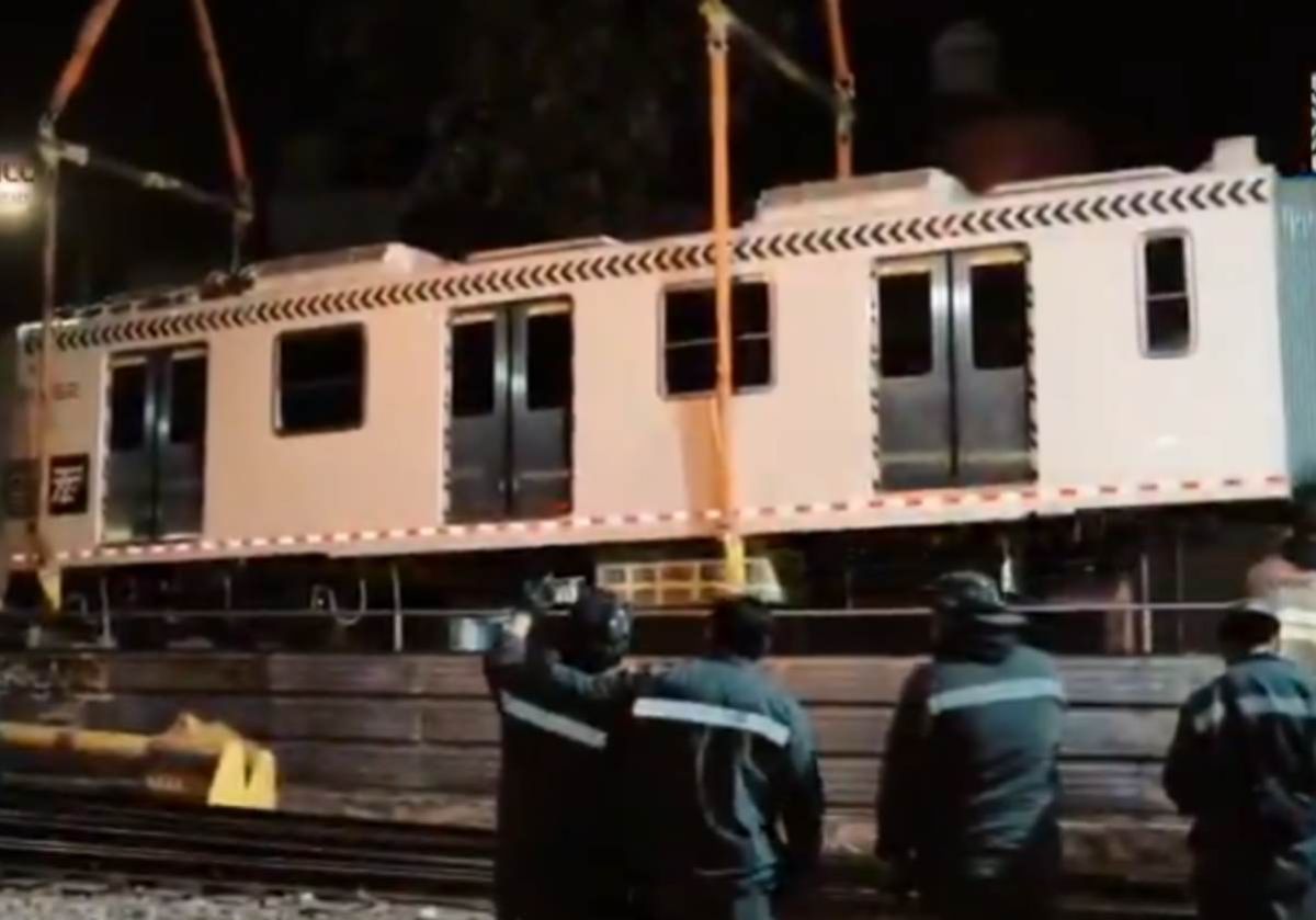 CDMX-Tren-Ligero-completa-su-flotilla-con-17-nuevos-convoyes