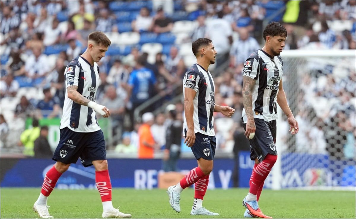 David-Rodriguez-en-la-agonia-Atletico-de-San-Luis-remonta-y-derrota-2-1-a-Monterrey